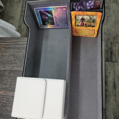 Kártyatartó box 1600+ és dobókockatárca